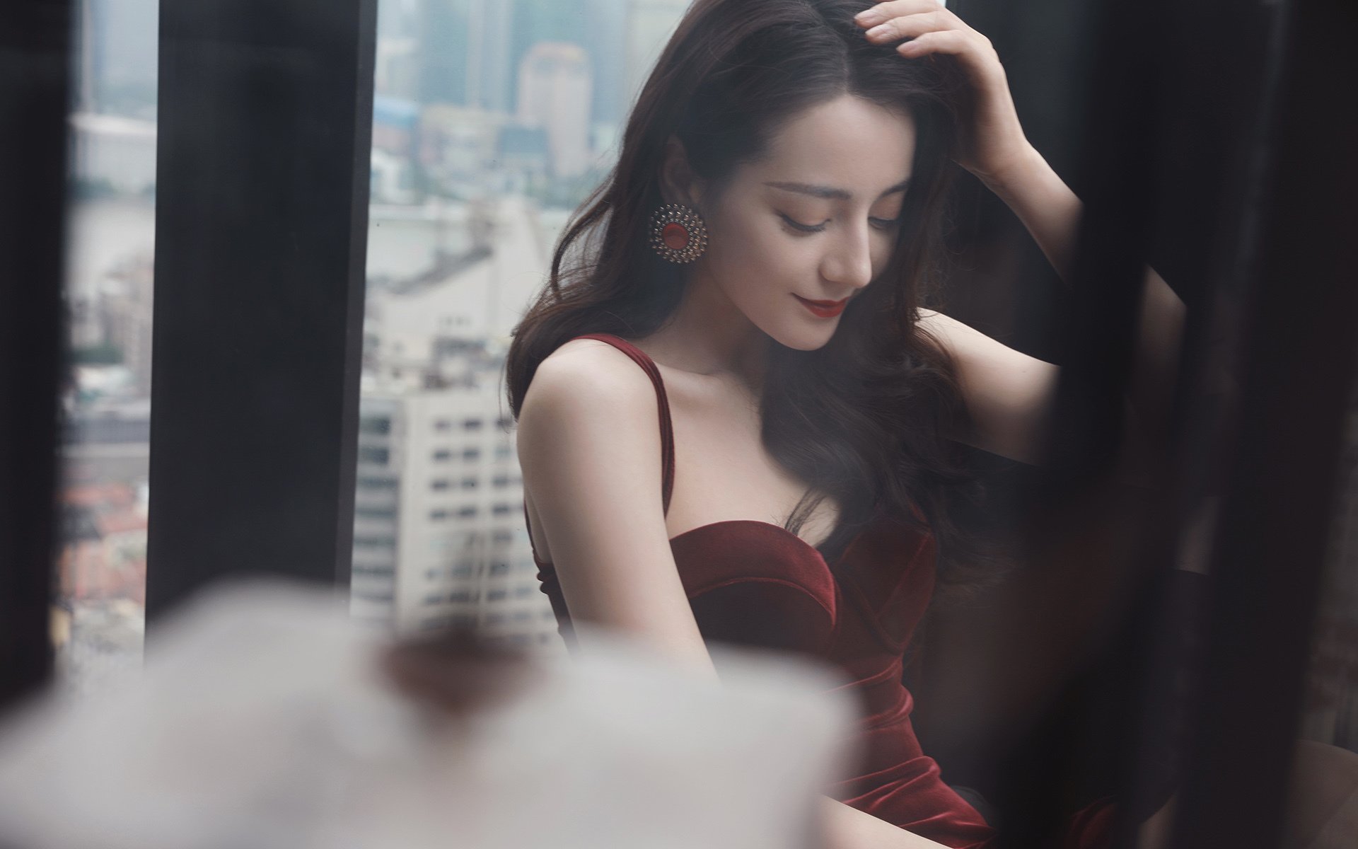 “腰旗橄榄球：东部新区赛场挑战极限，成为赛季亮点”