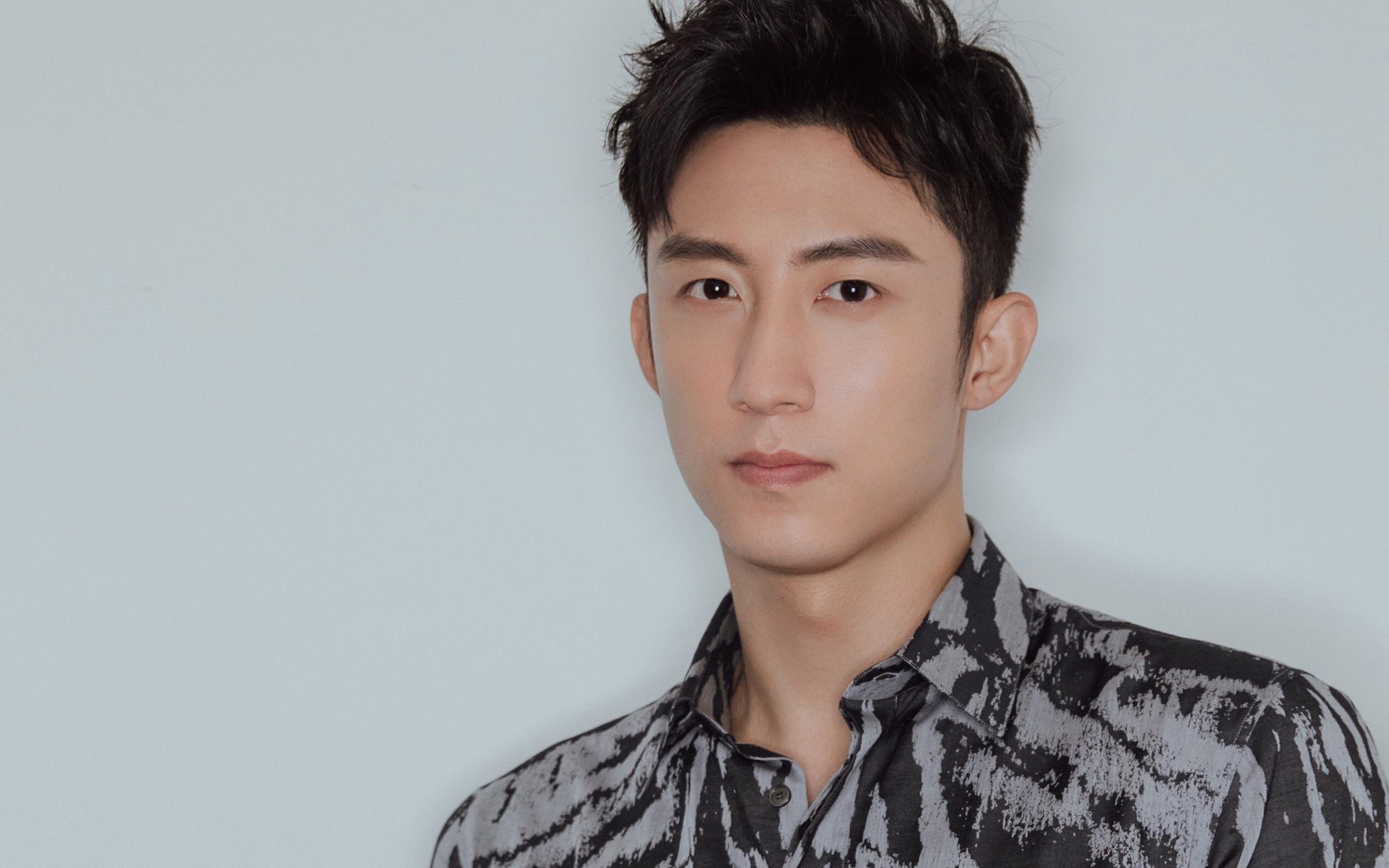 乌克兰男篮在欧洲锦标赛中表现出色，冲击冠军奖牌期待已久，乌克兰队欧洲杯最好成绩