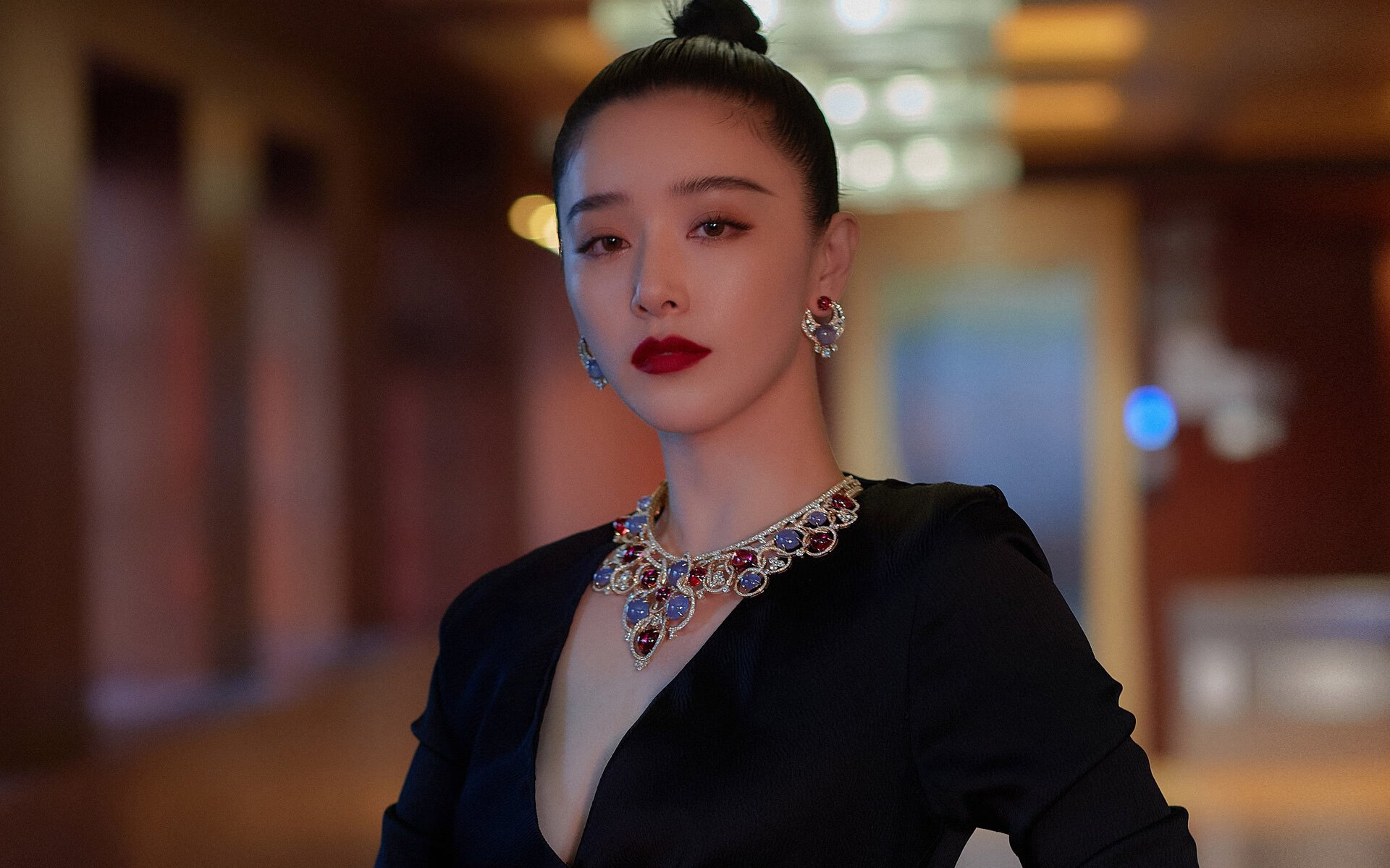 特色足球文化在“一带一路”沿线国家中逐渐推广，加强国际交流